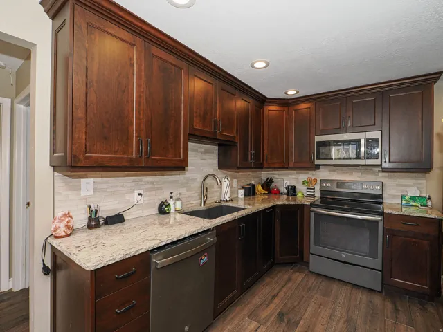 All kitchen appliances included.