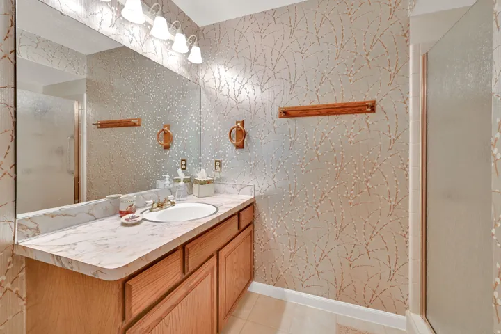 5494 S 250 E, Washington Terrace, Utah 84405