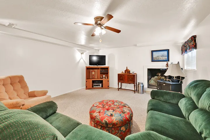 5494 S 250 E, Washington Terrace, Utah 84405
