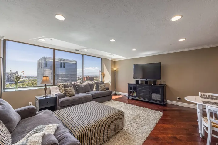 44 W Broadway #906 S, Salt Lake City, Utah 84101