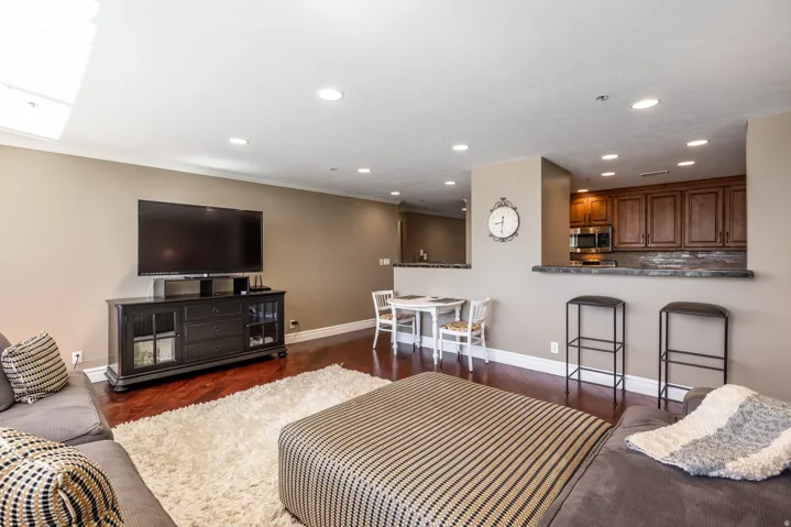 44 W Broadway #906 S, Salt Lake City, Utah 84101