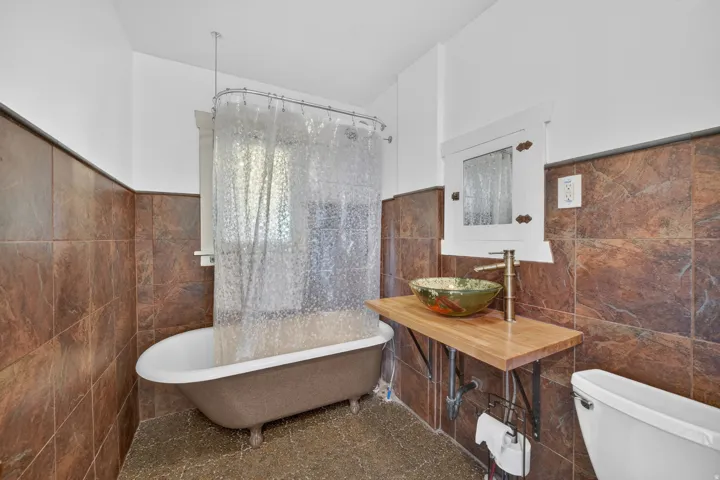 335 E 2700 S, South Salt Lake, Utah 84115