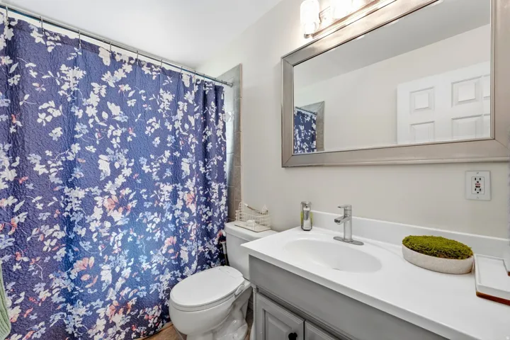 5375 W Saguaro Dr, West Jordan, Utah 84081