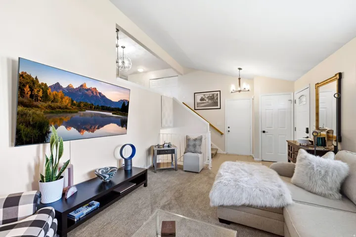 5375 W Saguaro Dr, West Jordan, Utah 84081