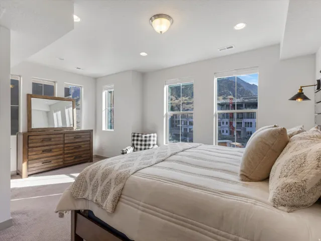 7392 S Canyon Centre Pkwy #2, Cottonwood Heights, Utah 84121