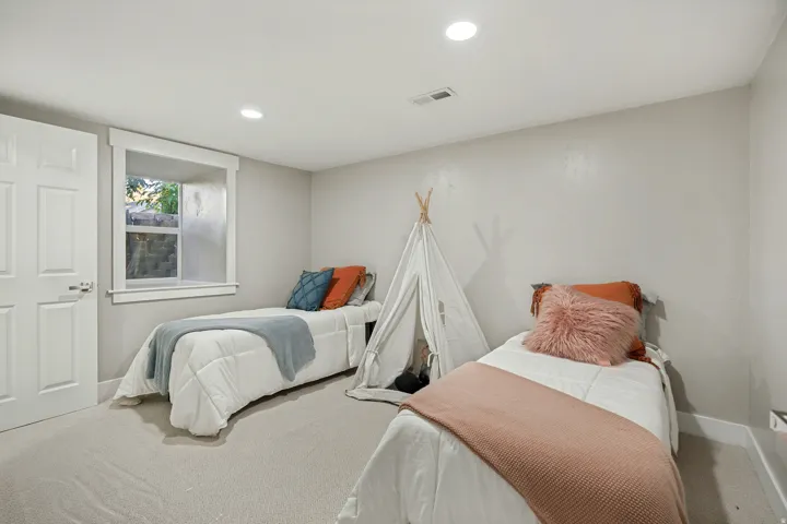 153 E Williams Ave, Salt Lake City, Utah 84111