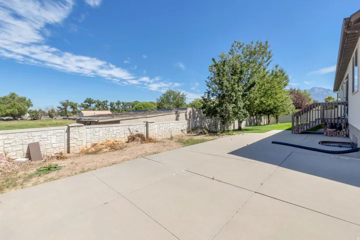 1184 W Michaelsen Way, West Jordan, Utah 84088