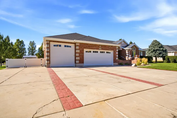 5945 S 1050 E, South Ogden, Utah 84405