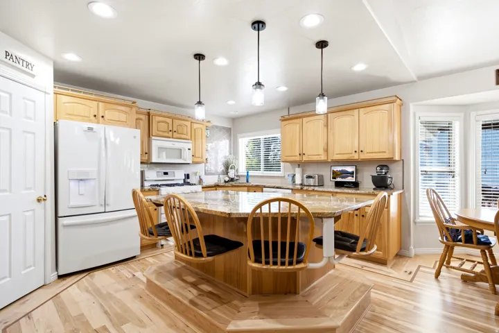 5945 S 1050 E, South Ogden, Utah 84405