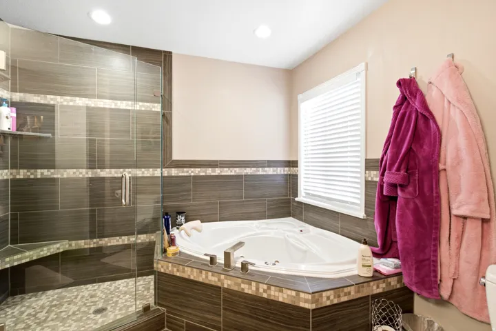 5945 S 1050 E, South Ogden, Utah 84405