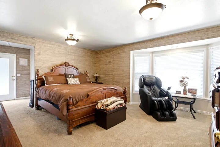 5945 S 1050 E, South Ogden, Utah 84405