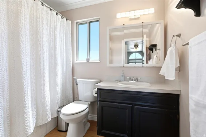 1787 E 7775 S, South Weber, Utah 84405
