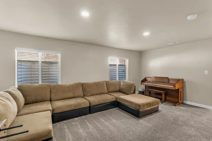 6571 S Azimuth Ct, West Valley City, Utah 84081