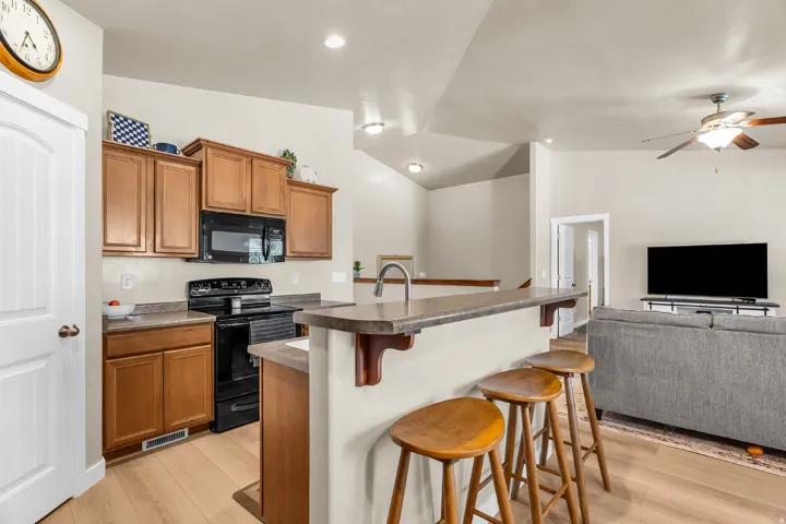 6571 S Azimuth Ct, West Valley City, Utah 84081