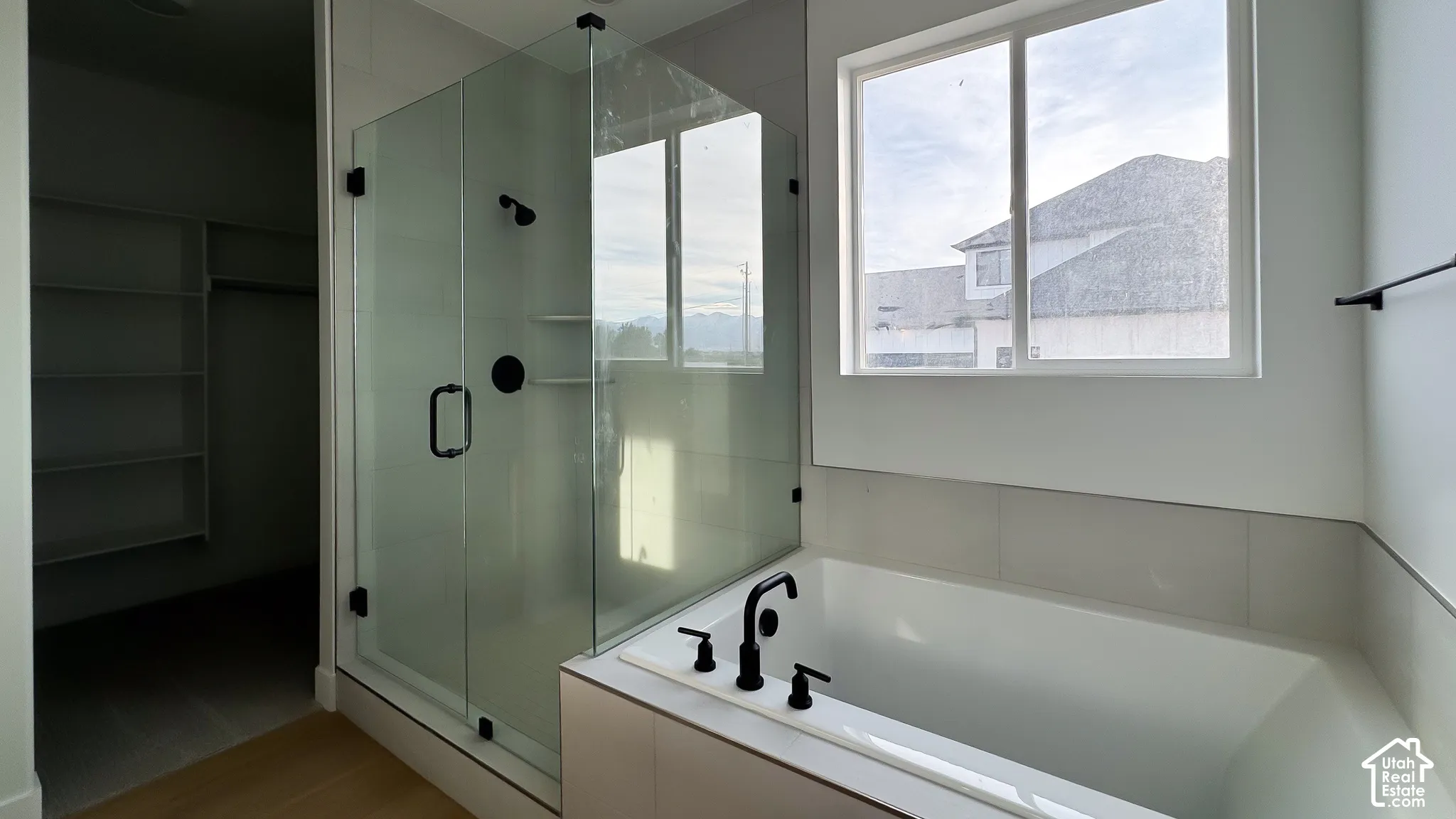 Images from a previously built Quincee.Primary Bathroom.