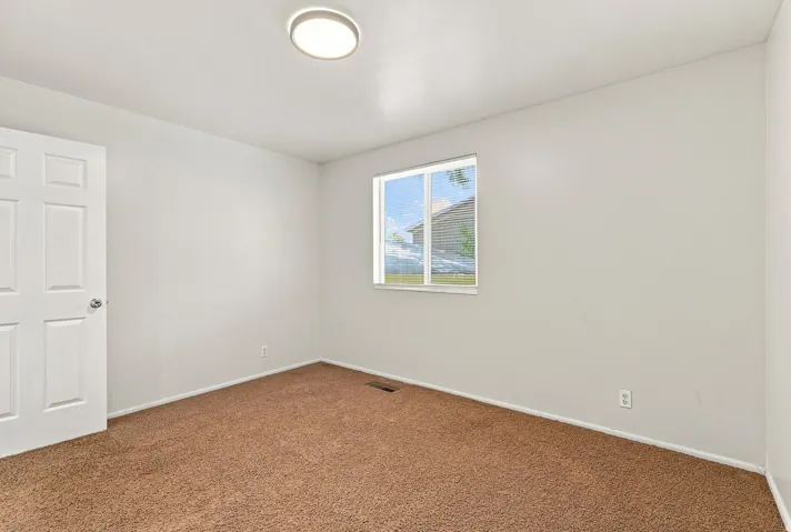111 W 400 S, Kaysville, Utah 84037