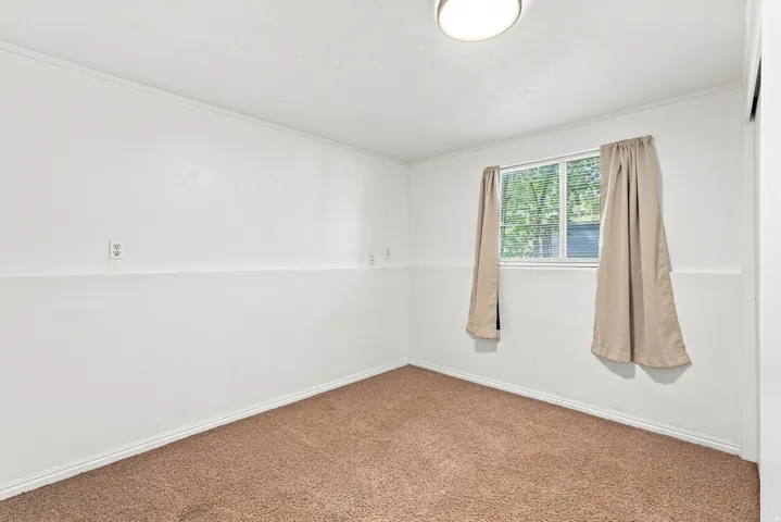 111 W 400 S, Kaysville, Utah 84037
