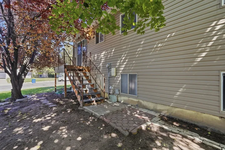 111 W 400 S, Kaysville, Utah 84037