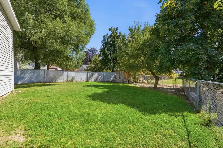 111 W 400 S, Kaysville, Utah 84037