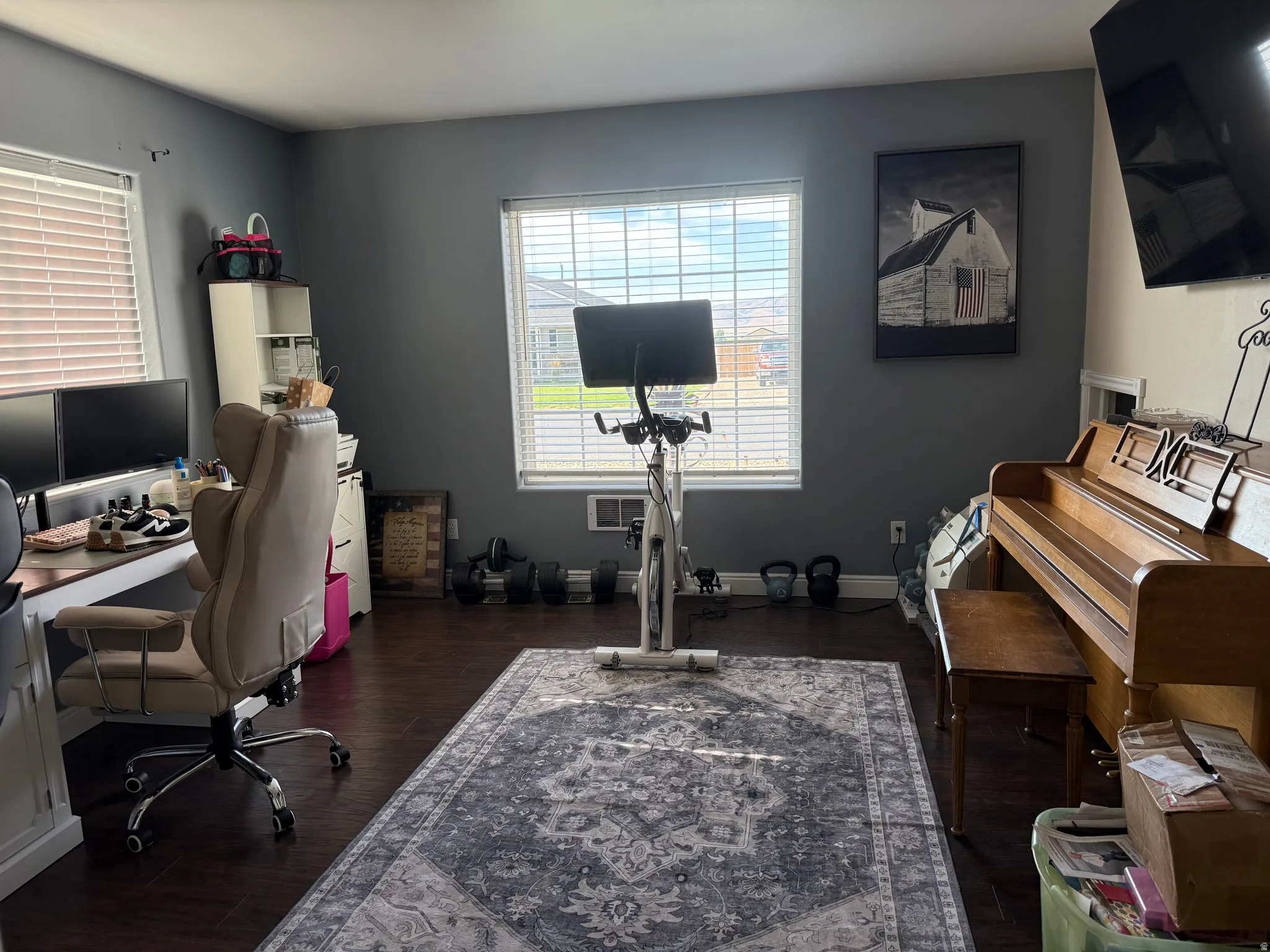 Wood-finish flooring throughout