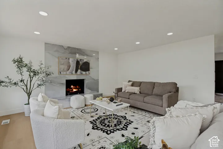 2120 E 11270 S, Sandy, Utah 84092