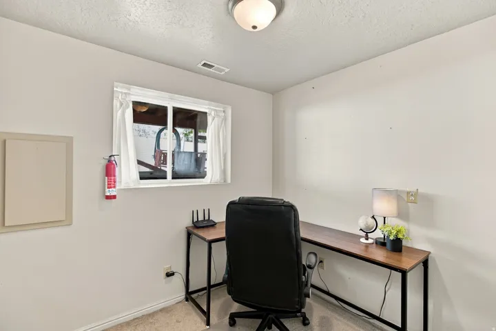 718 N Murdock Dr, Pleasant Grove, Utah 84062