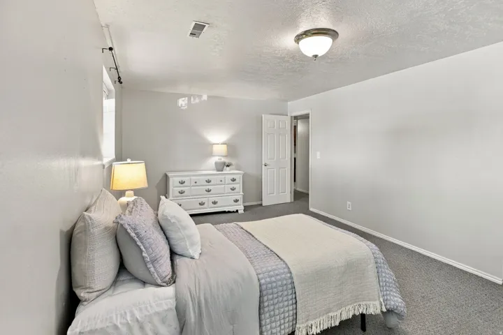 718 N Murdock Dr, Pleasant Grove, Utah 84062