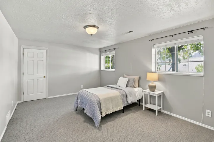 718 N Murdock Dr, Pleasant Grove, Utah 84062