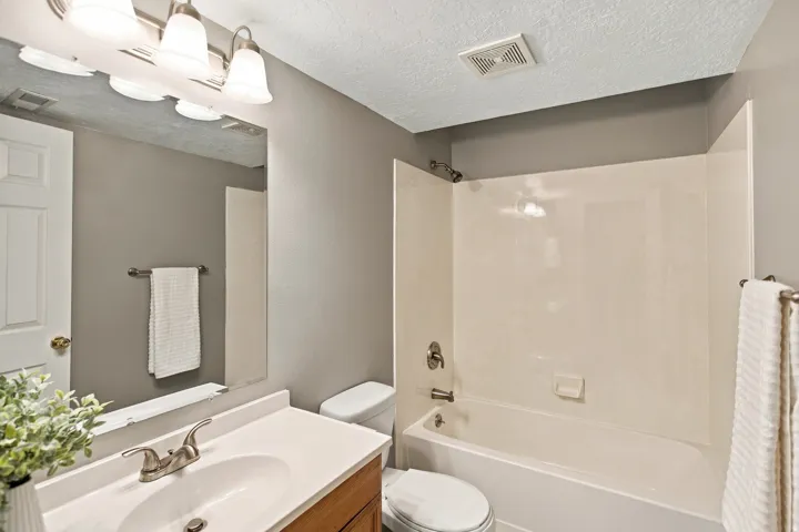 718 N Murdock Dr, Pleasant Grove, Utah 84062