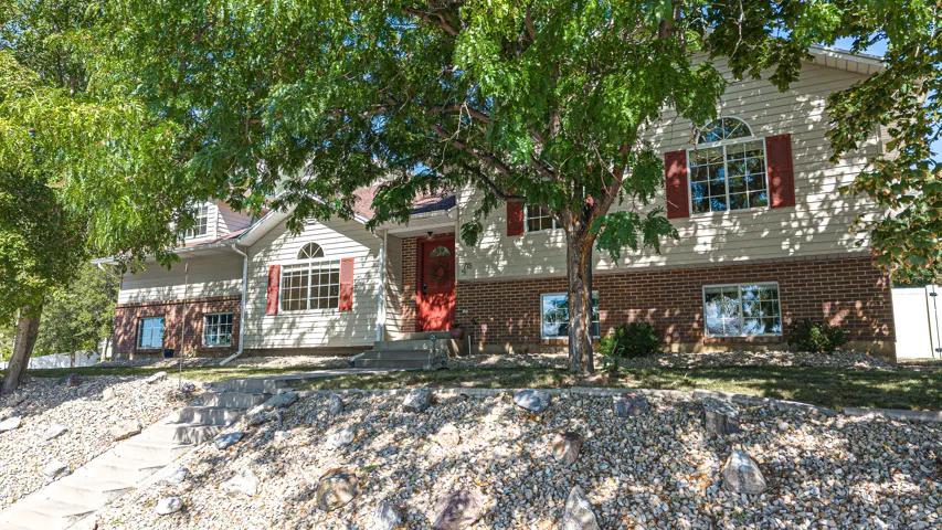 718 N Murdock Dr, Pleasant Grove, Utah 84062