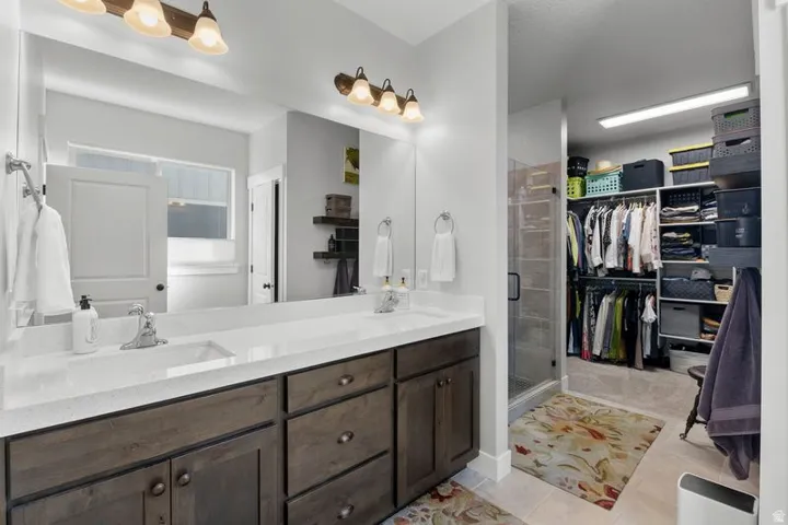 72 W Parkside Loop, Elk Ridge, Utah 84651