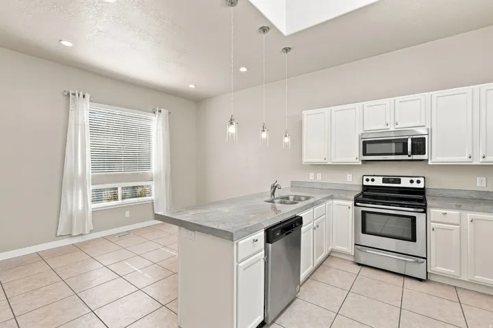 7947 S 5095 W, West Jordan, Utah 84081