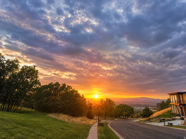 978 Oakwood Dr, Bountiful, Utah 84010
