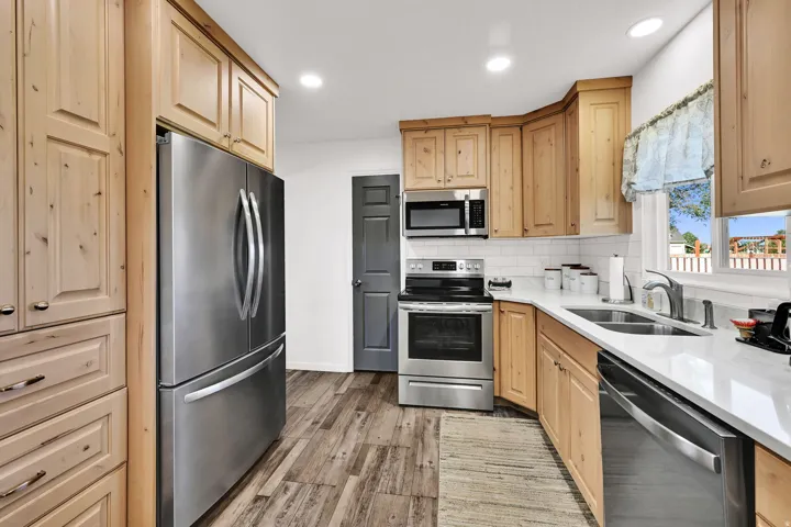 4674 W 800 N, West Point, Utah 84015