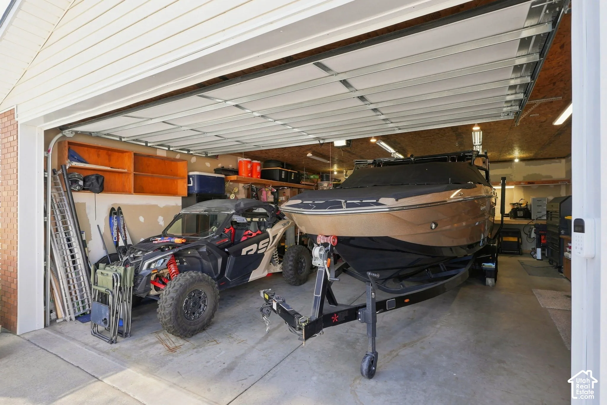 Detached garage, 18x9 door, and heating and cooling!