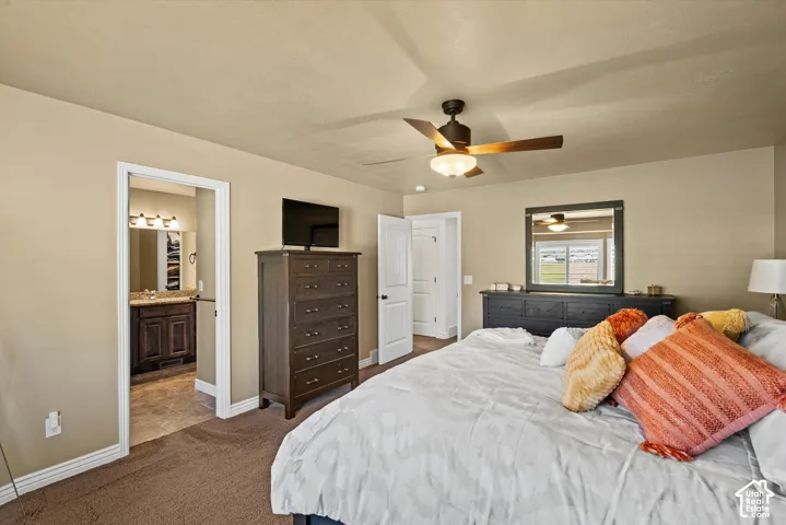 Recessed ceiling fan with integrated lighting