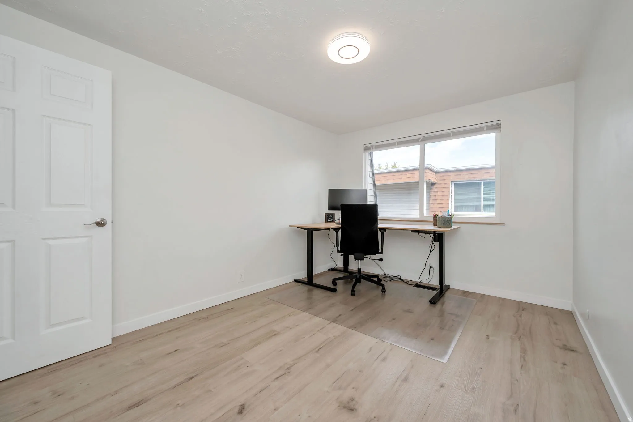 2nd Bedroom/ Office