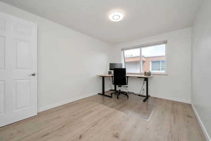 2nd Bedroom/ Office
