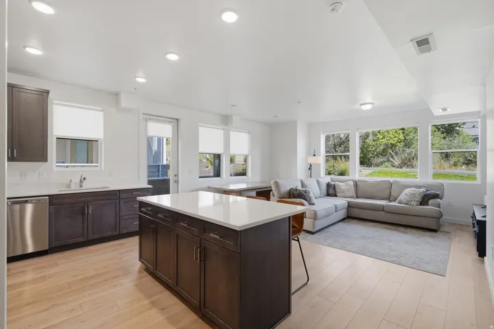 8373 S Iris Lumi Ln, Midvale, Utah 84047