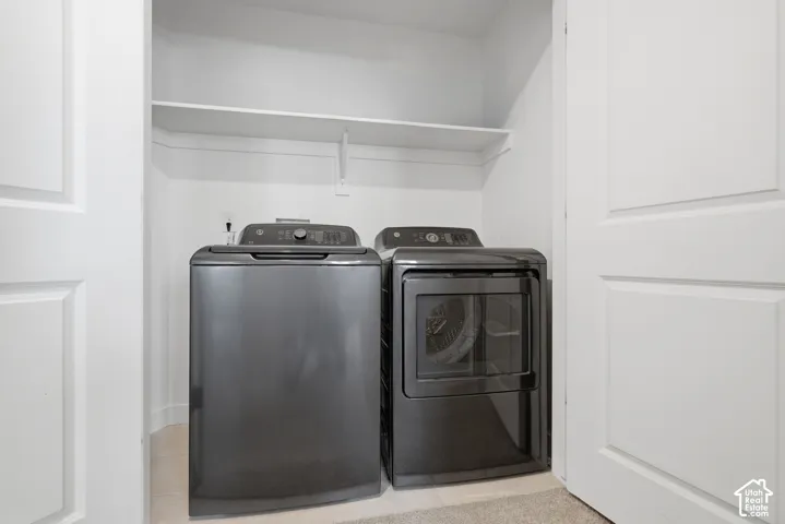 8373 S Iris Lumi Ln, Midvale, Utah 84047