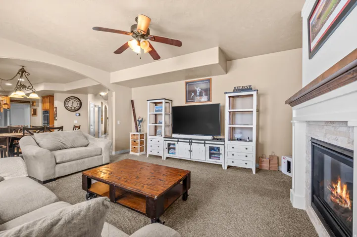 843 W 2400 N, West Bountiful, Utah 84087