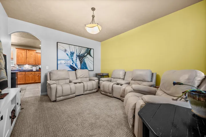 843 W 2400 N, West Bountiful, Utah 84087