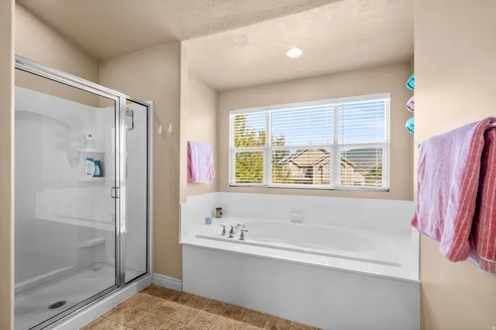 843 W 2400 N, West Bountiful, Utah 84087