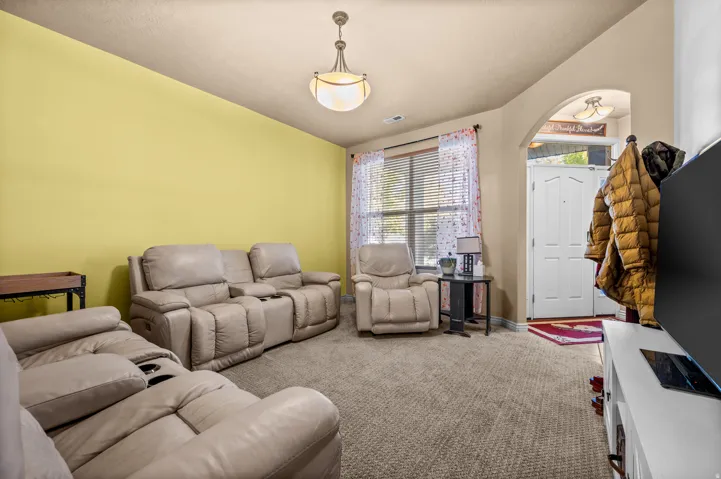 843 W 2400 N, West Bountiful, Utah 84087