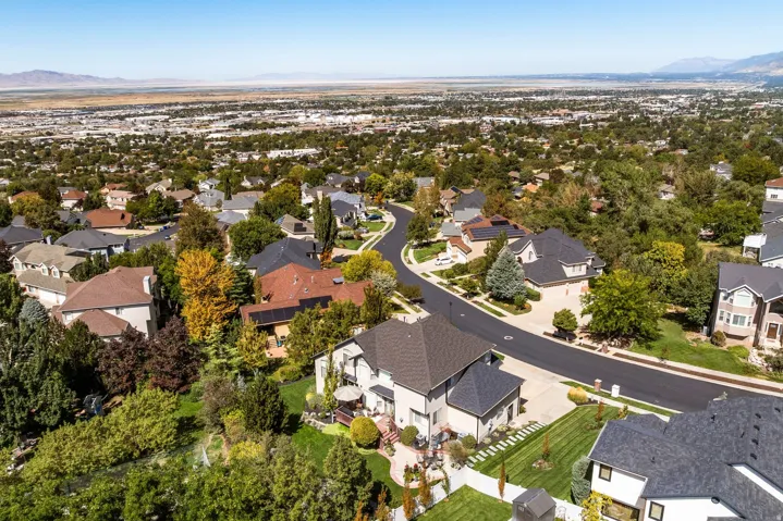 1026 E Springwood Dr, North Salt Lake, Utah 84054