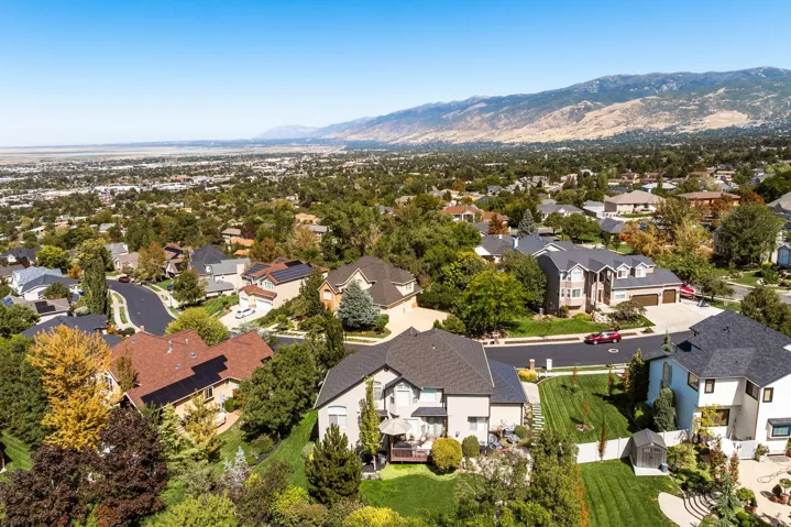 1026 E Springwood Dr, North Salt Lake, Utah 84054