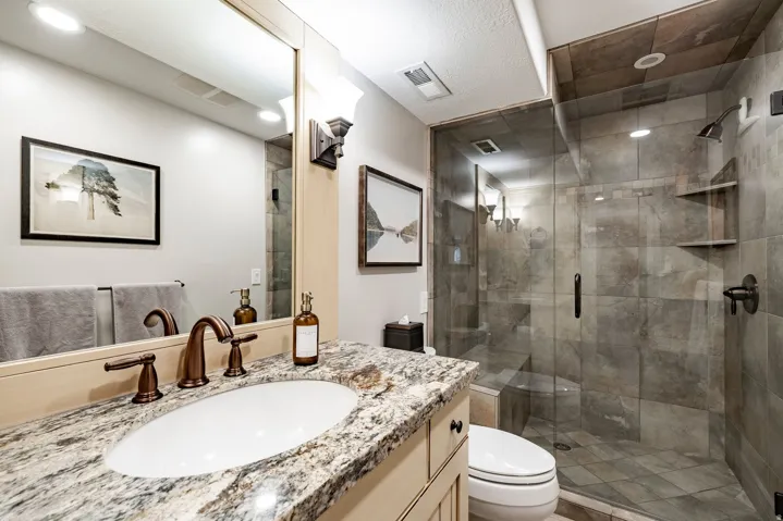 1026 E Springwood Dr, North Salt Lake, Utah 84054