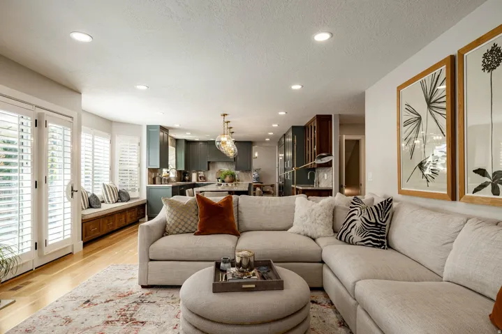 1026 E Springwood Dr, North Salt Lake, Utah 84054