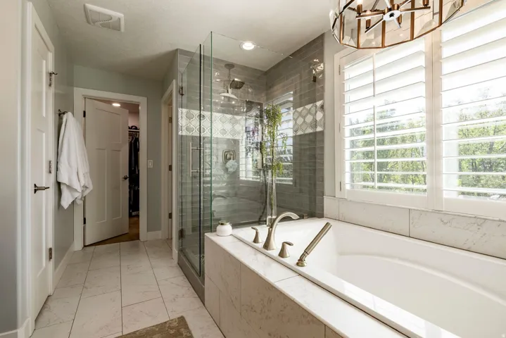 1026 E Springwood Dr, North Salt Lake, Utah 84054