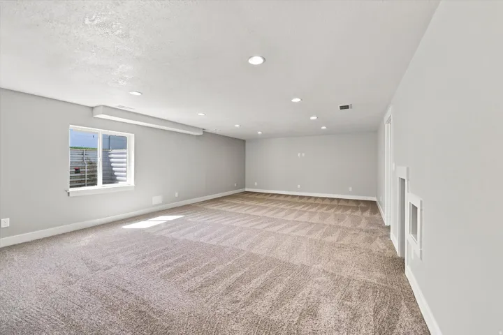 2276 E Boxwood Ln, Eagle Mountain, Utah 84005